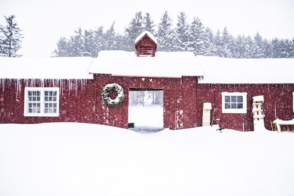 Edson Hill - A Distinctive Country Inn Stowe Exterior photo
